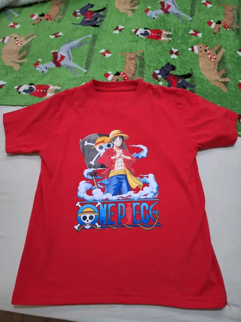 Polera roja de One Piece para niño