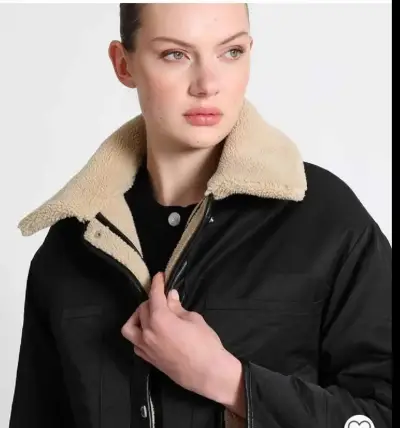 Abrigo reversible negro y beige con forro de lana - miniatura 3