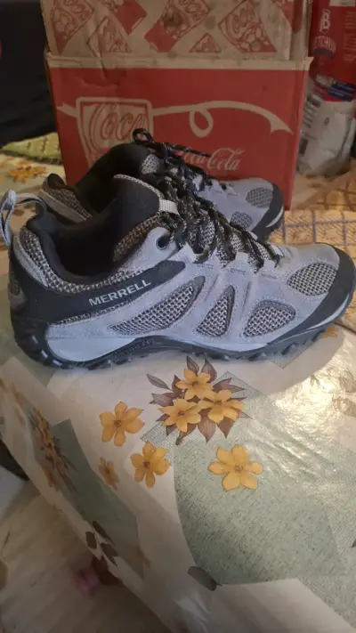 Zapatillas de trekking Merrell para hombre - miniatura 1