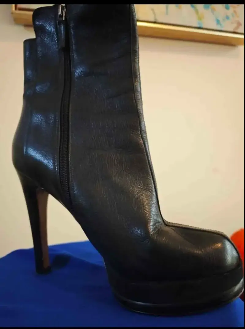 Botines de cuero Nine West negros con tacón alto