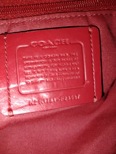 Bolso de cuero rojo Coach elegante - miniatura 3