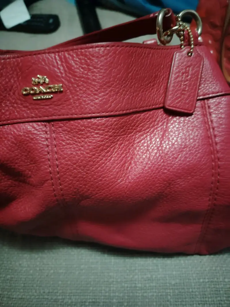 Bolso de cuero rojo Coach elegante - 5