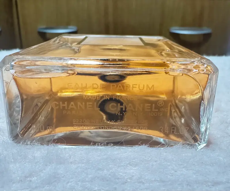 Perfumes Chanel y Gucci - 2