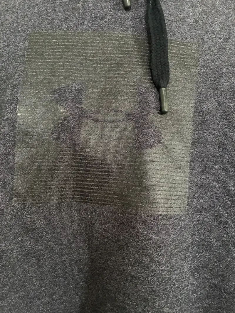 Polerón con capucha Under Armour gris y rosa - 2