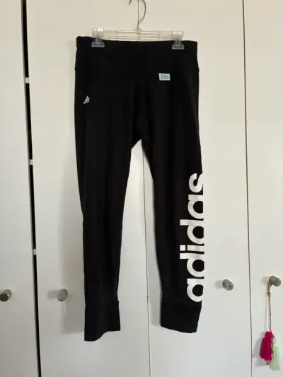 Leggings deportivos negros Adidas para mujer - miniatura 1