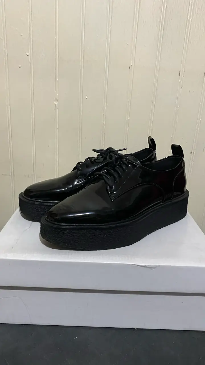 Zapatos de charol negro Basement - 1