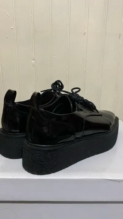 Zapatos de charol negro Basement - miniatura 3