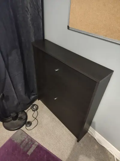 Zapatero negro de madera con dos compartimentos - miniatura 3
