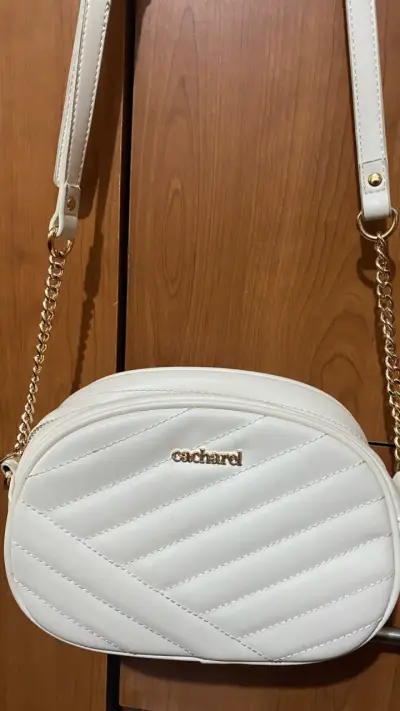 Cartera blanca Cacharel con cadena dorada - miniatura 1