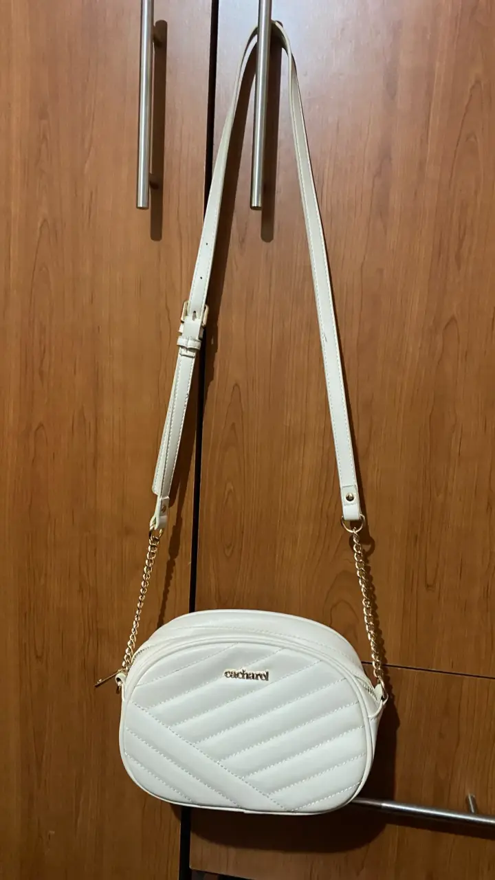 Cartera blanca Cacharel con cadena dorada - 3