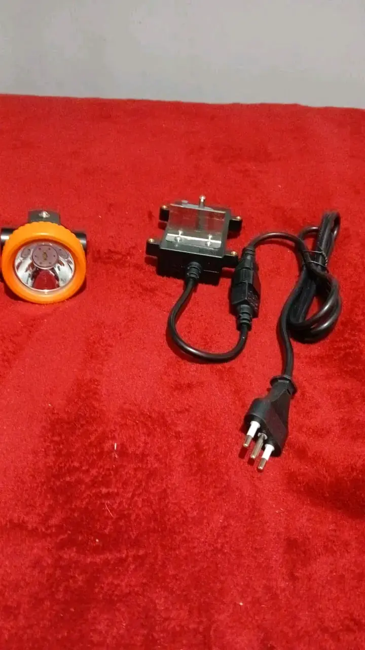 Linterna / Lámpara Minera Recargable + Cargador - 1