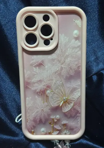 Funda para iPhone con diseño de mariposas y perlas - miniatura 1