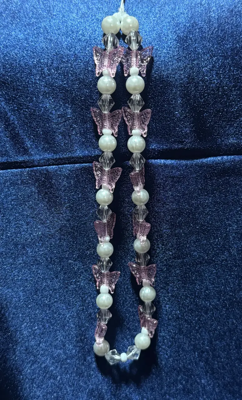 Funda para iPhone con diseño de mariposas y perlas - 2