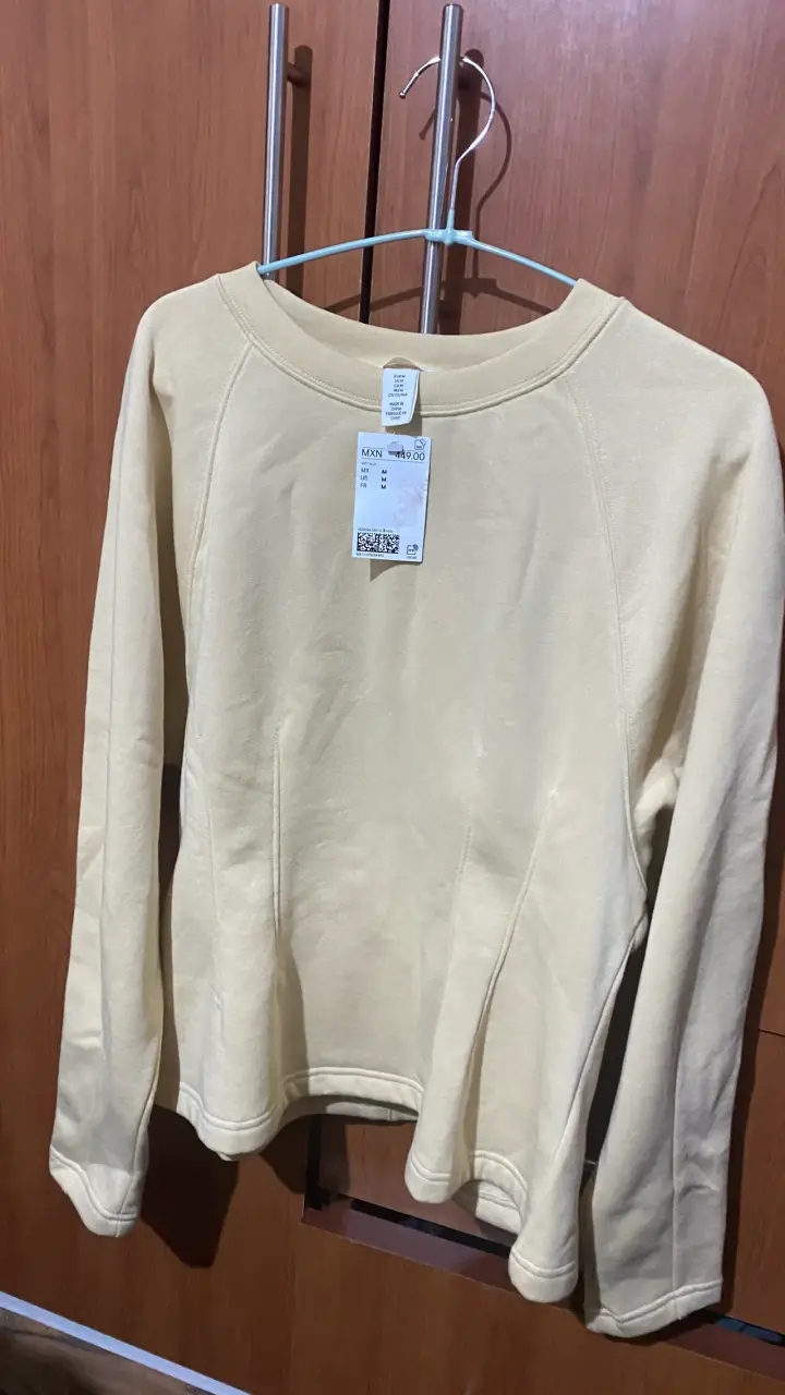 Polerón HyM amarillo nuevo mujer - 2