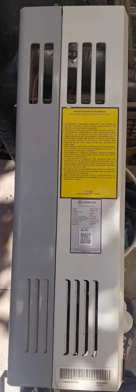 Calefón a gas Mademsa Vitality Eco 10 litod - 3