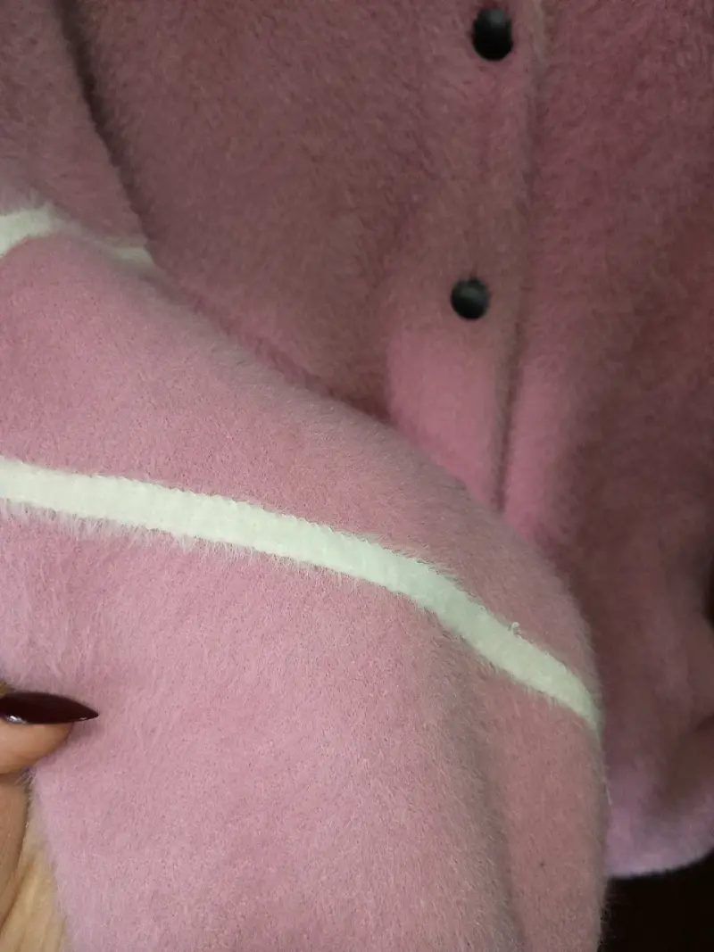 Chaqueta de lana rosa con capucha para mujer - 2