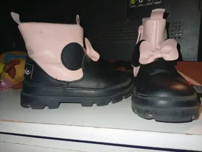 Botas Minnie Mouse talla 23 - miniatura 4