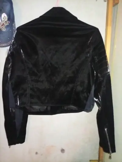 Chaqueta de charol negra Imperio Charly - miniatura 3