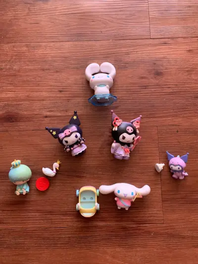 Figuras coleccionables de personajes Sanrio - miniatura 2