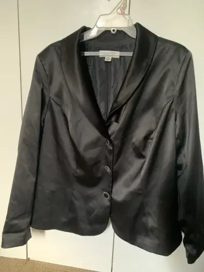 Blazer negro satinado para mujer Danillo - miniatura 5