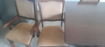 Mesa de comedor de madera con 6 sillas y 2 sitiale - miniatura 3