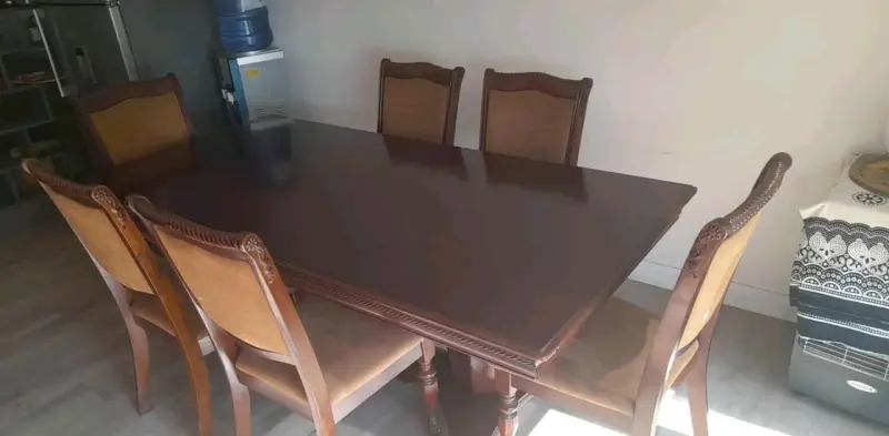 Mesa de comedor de madera con 6 sillas y 2 sitiale - 4