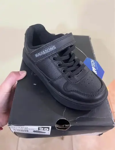 Zapatillas  Maui & Sons  talla 29 NUEVAS - miniatura 1