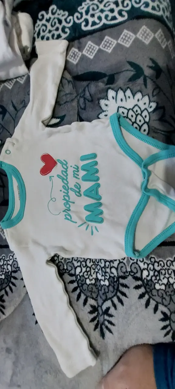 Conjunto de bodies para bebé con diseños divertidos - 2
