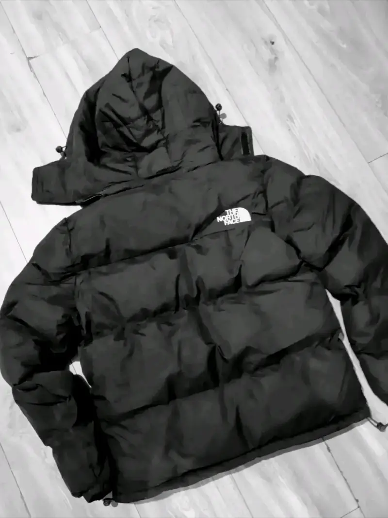 Chaqueta de invierno negra The North Face con cap - 3