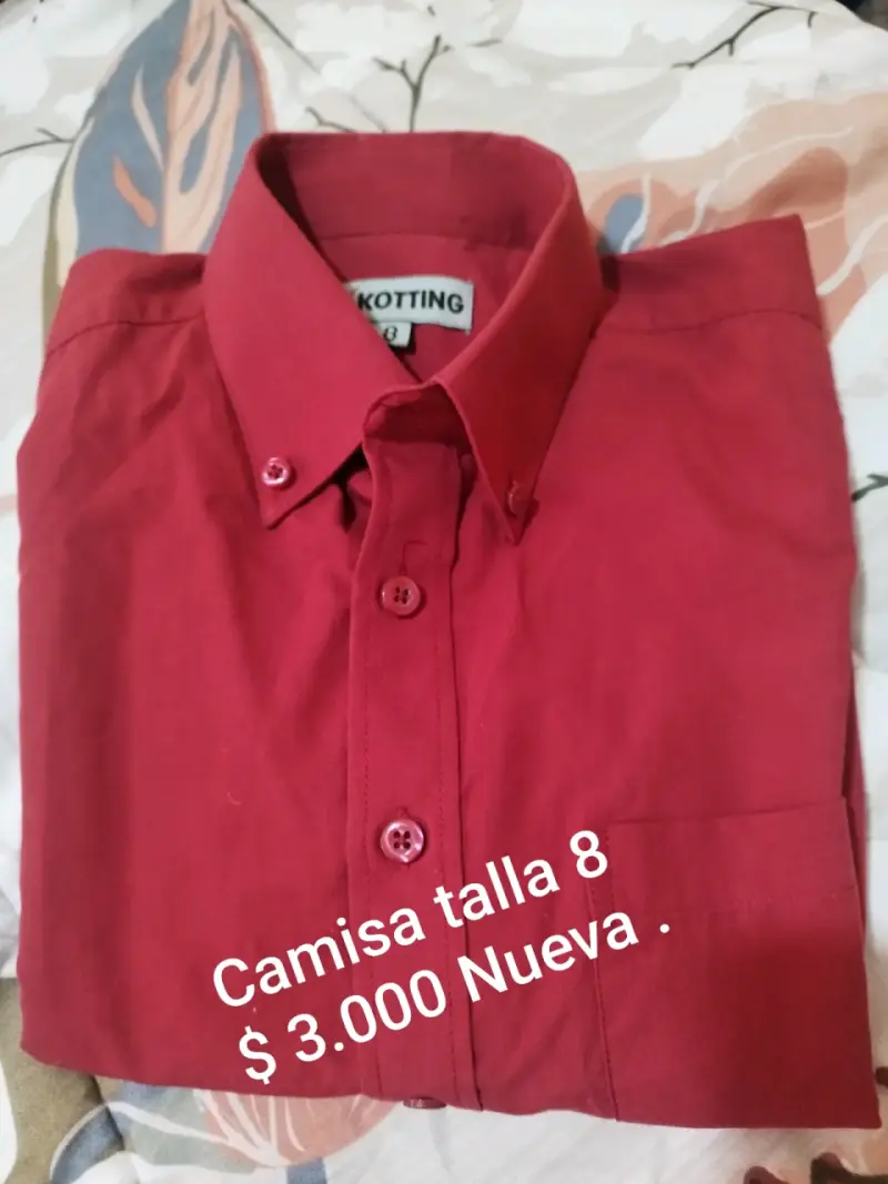 Camisa roja talla 8 nueva