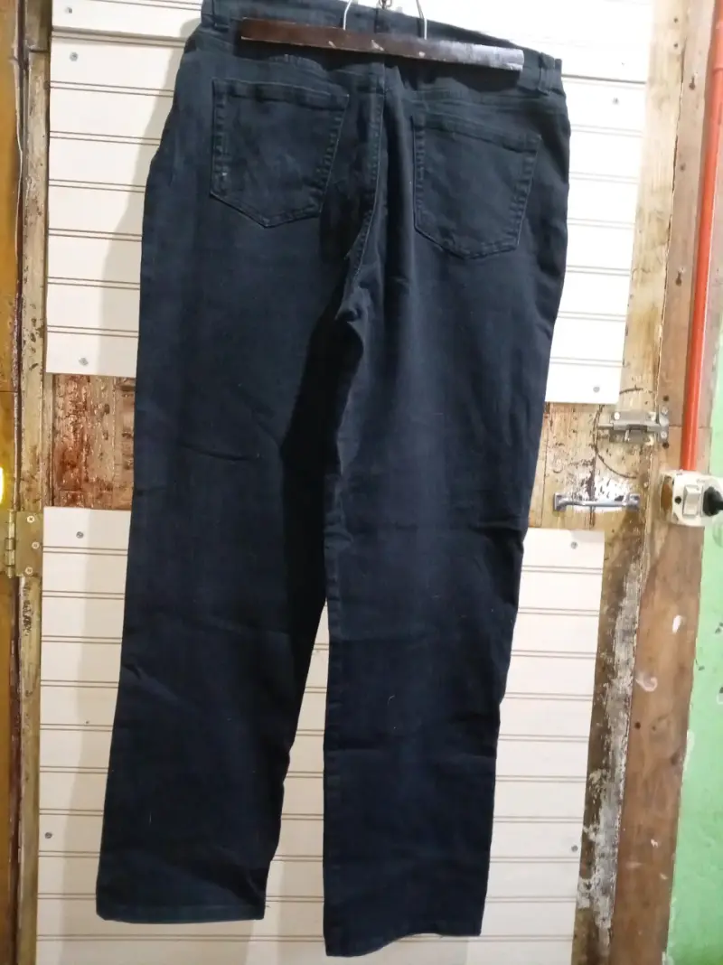 Pantalones de mezclilla negros para hombre - 1