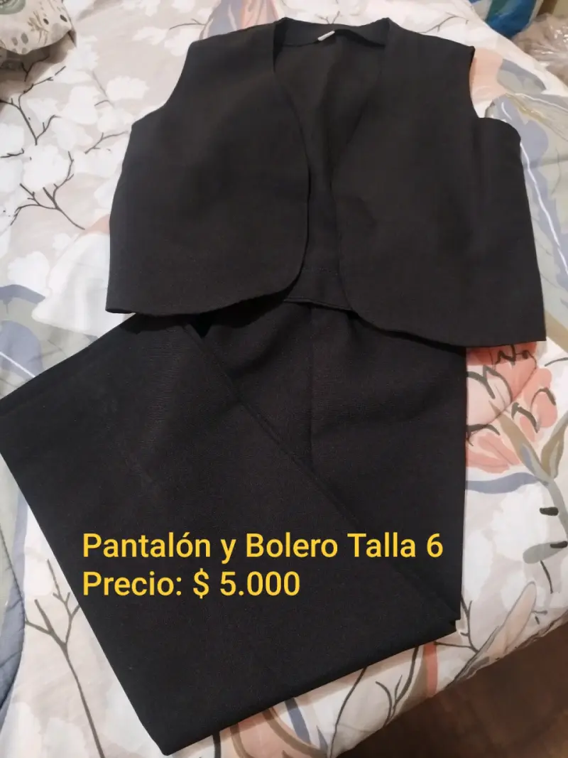 Conjunto de Pantalón y Bolero Negro Talla 6