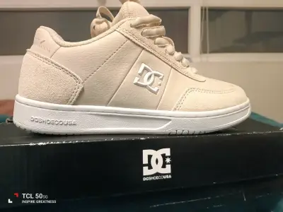Zapatillas DC  beige - miniatura 1