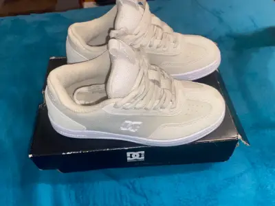 Zapatillas DC  beige - miniatura 2