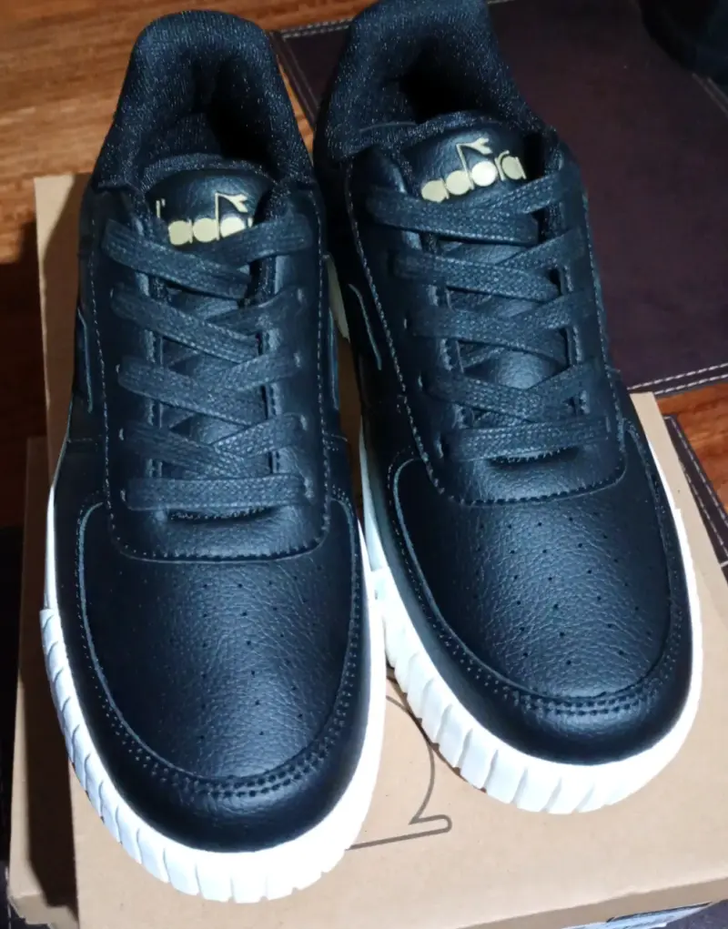 Zapatillas negras Diadora para mujer - 3