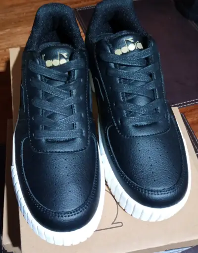 Zapatillas negras Diadora para mujer - miniatura 3