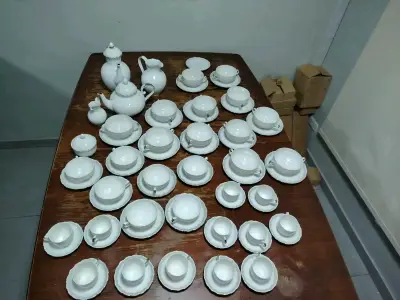 Juego de té de porcelana blanca Florencia - miniatura 1