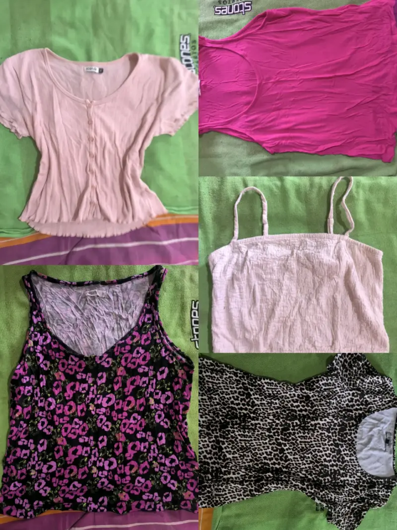 Lote de blusas y tops variados para mujer - 1