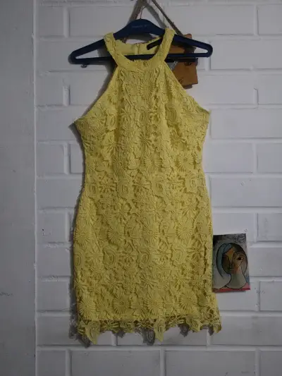 Vestido largo negro elegante para mujer - miniatura 2
