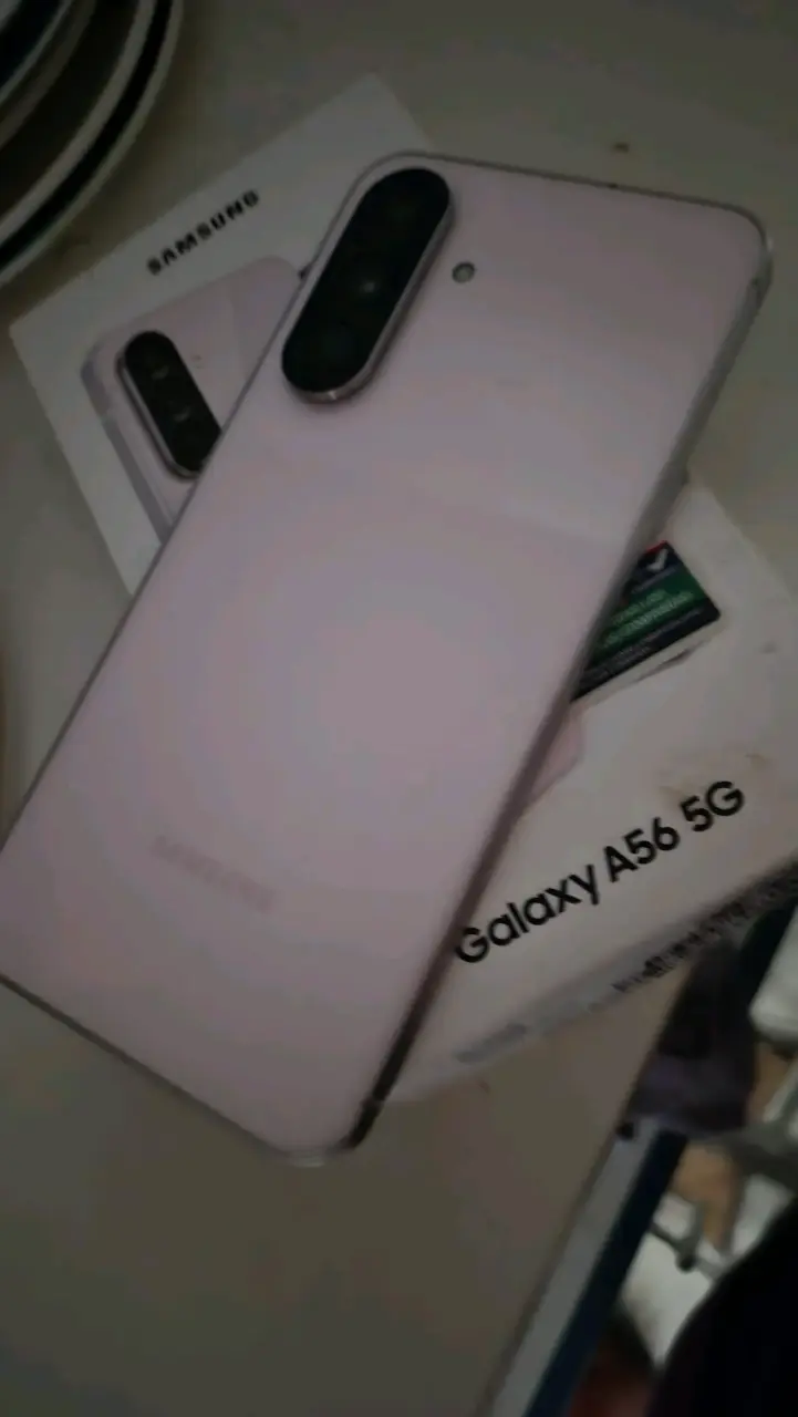 Samsung Galaxy A56 5G en buen estado - 1