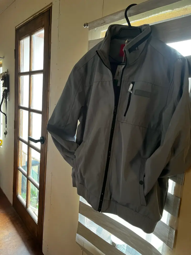 Chaqueta Guess gris - 3