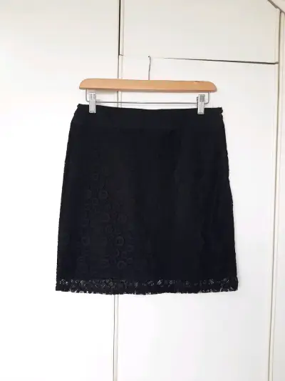 Falda de encaje - miniatura 2