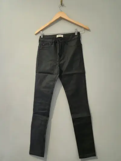 Jeans negros engomados Foster - miniatura 1