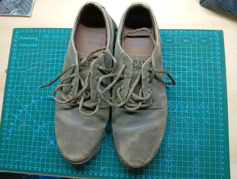 Zapatos Caterpillar de cuero para hombre en buen estado - 1