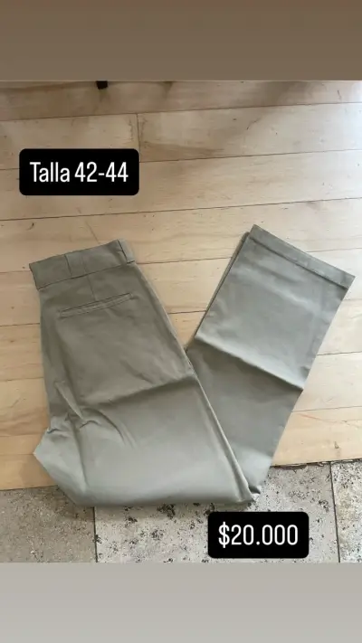 Pantalones Dickies talla 42-44 en buen estado - miniatura 4