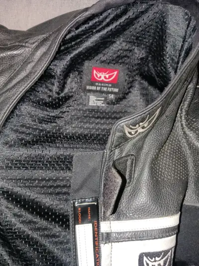 Traje de moto de cuero Berik negro con protecciones - miniatura 5