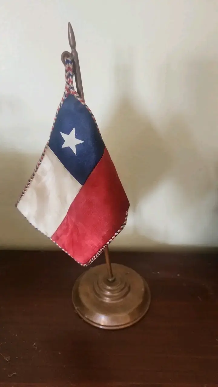 Bandera de escritorio de Chile con base de metal