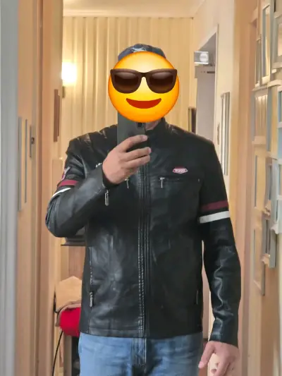 Chaqueta de ecuero para motociclista. - miniatura 5