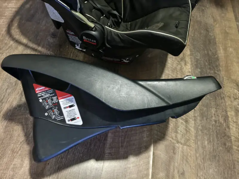 Base para silla de auto Britax negra - 2