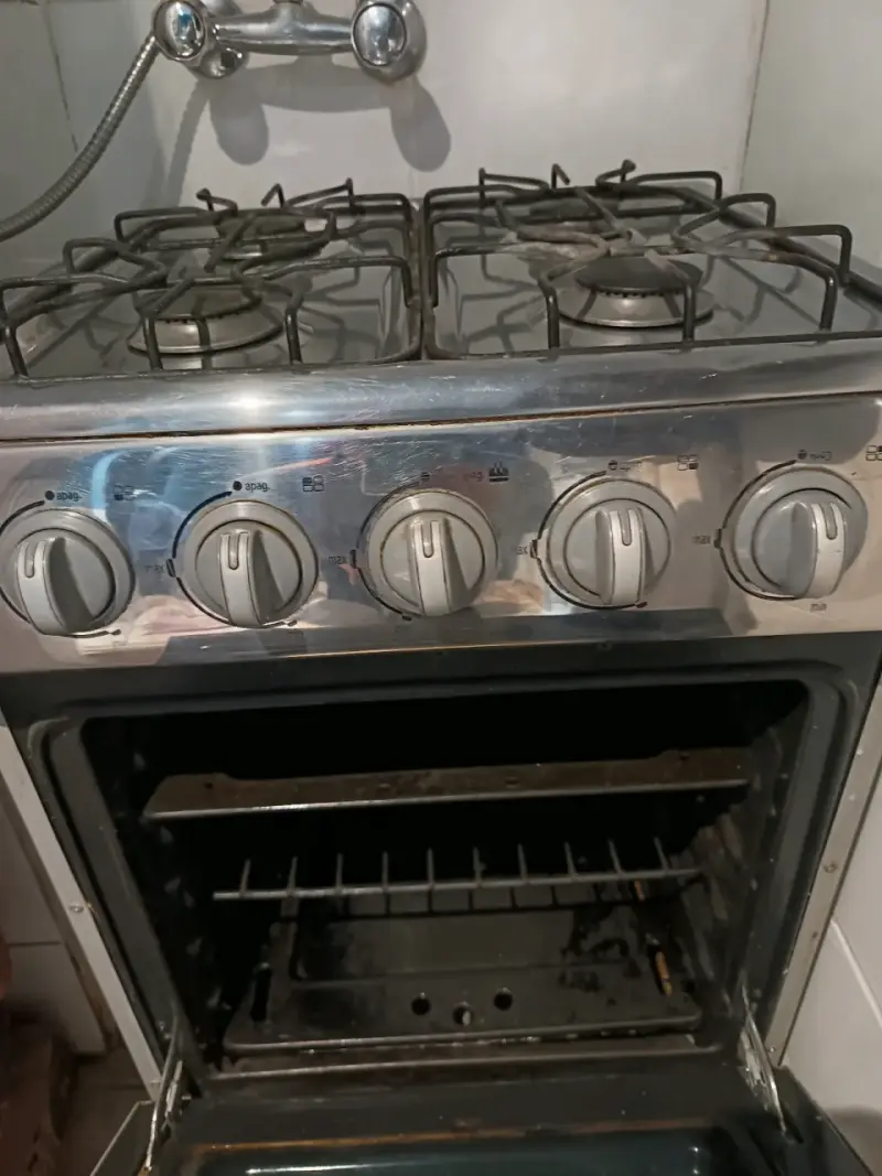 Cocina a gas Mabe con horno incorporado - 3